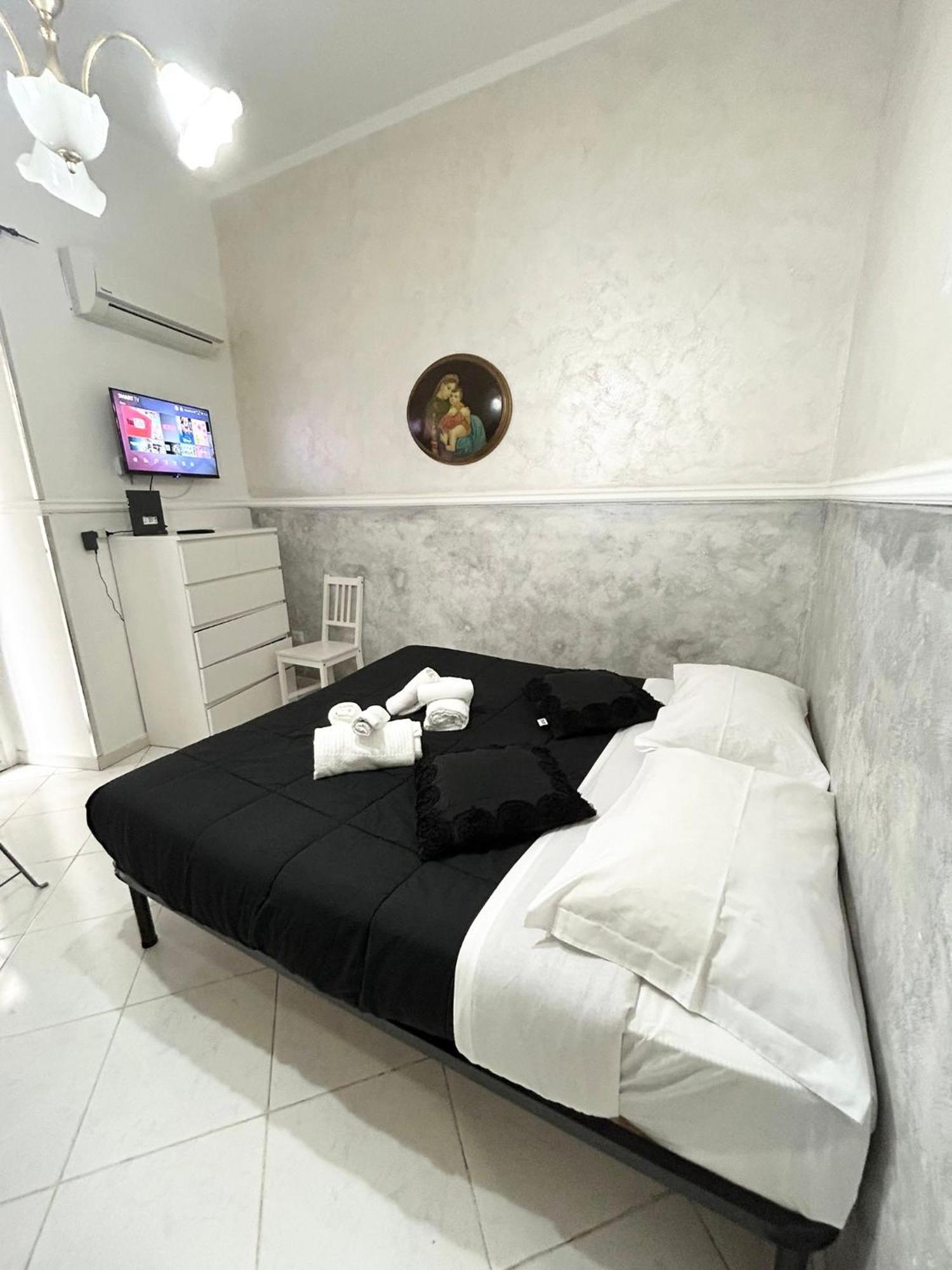 Appartement Da Concettina House à Naples Extérieur photo