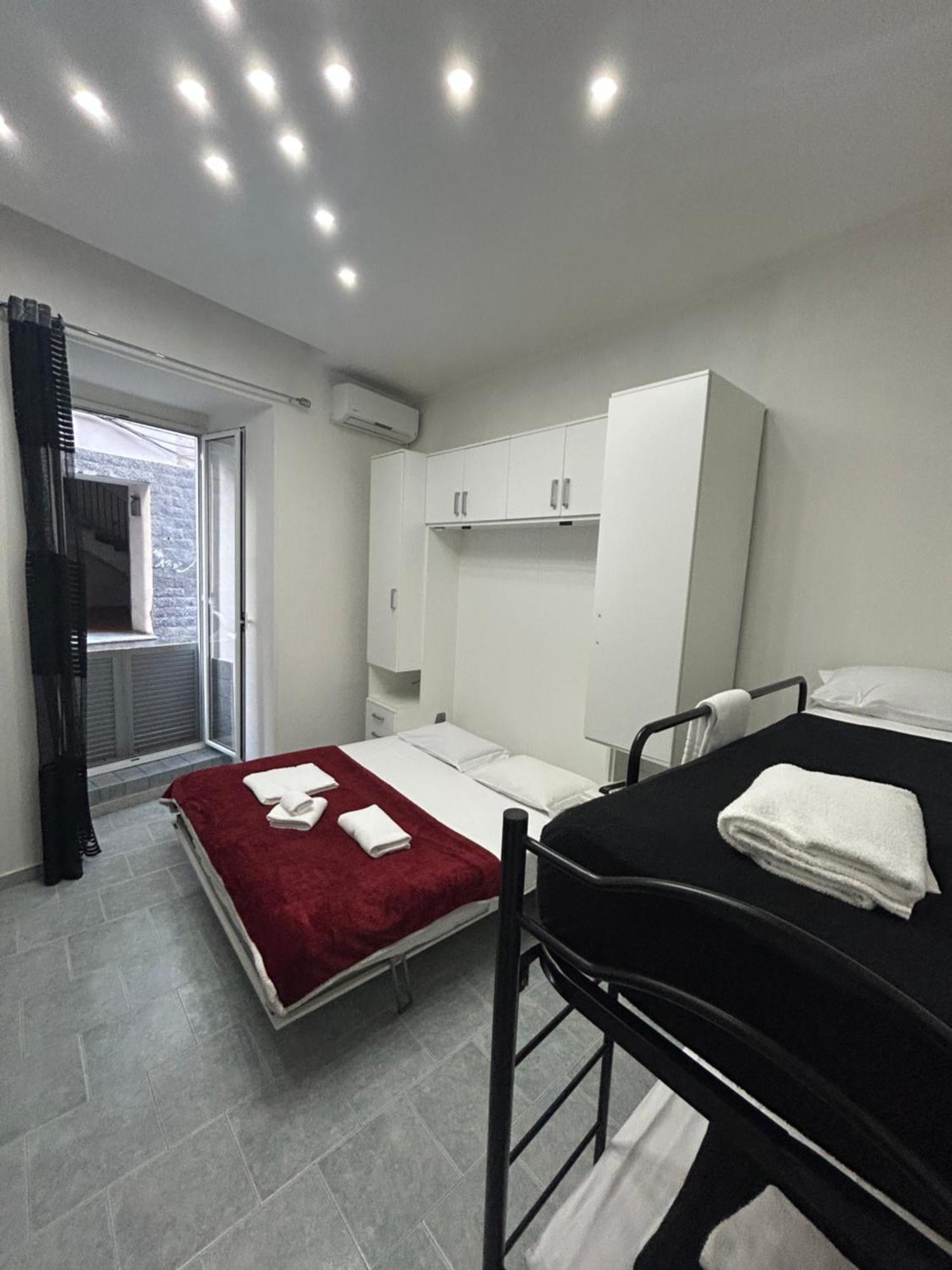 Appartement Da Concettina House à Naples Extérieur photo