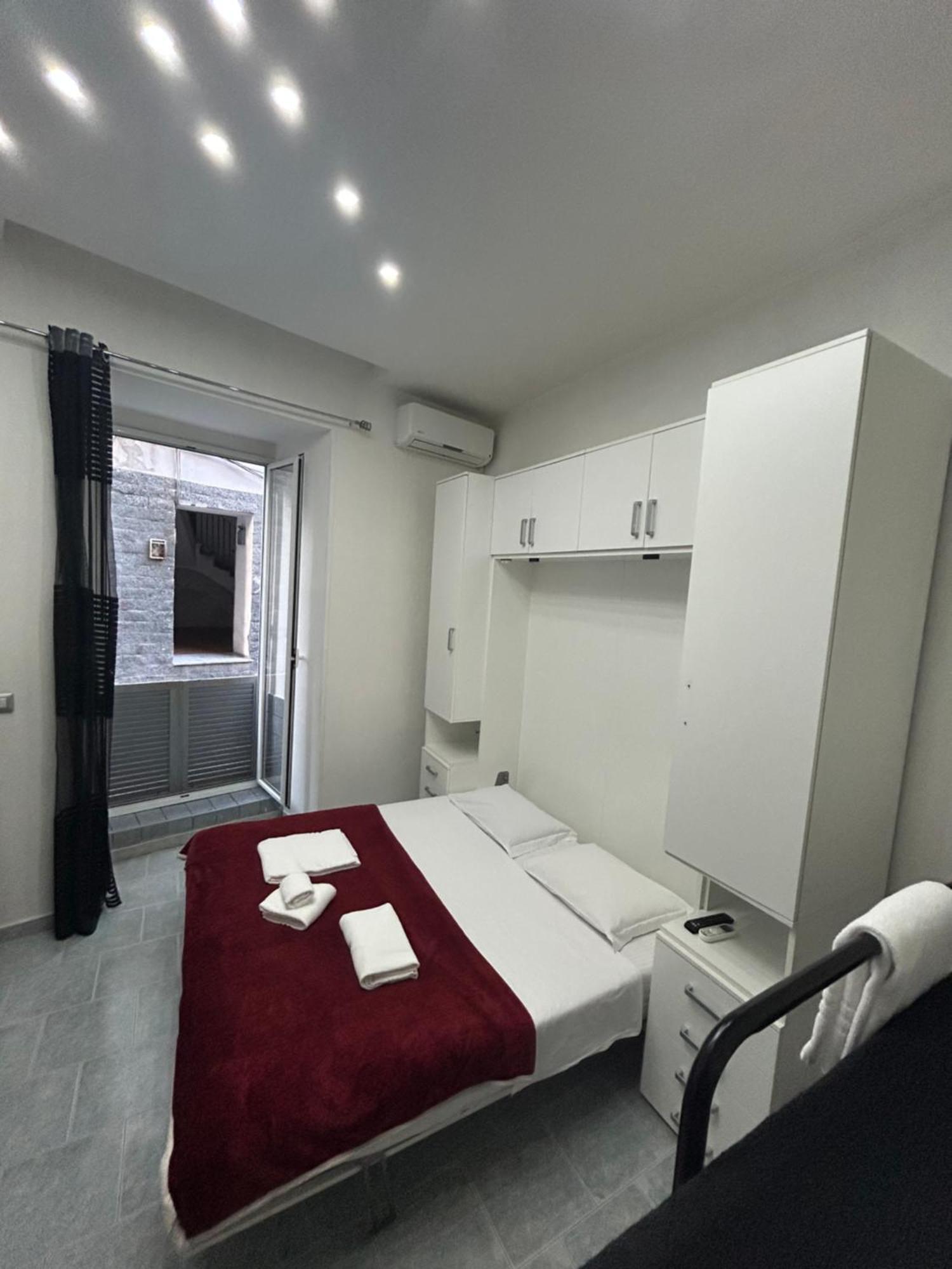 Appartement Da Concettina House à Naples Extérieur photo